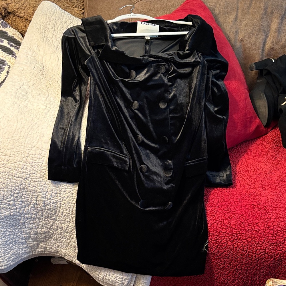 L'AGENCE Black Velvet Long Sleeve Dress